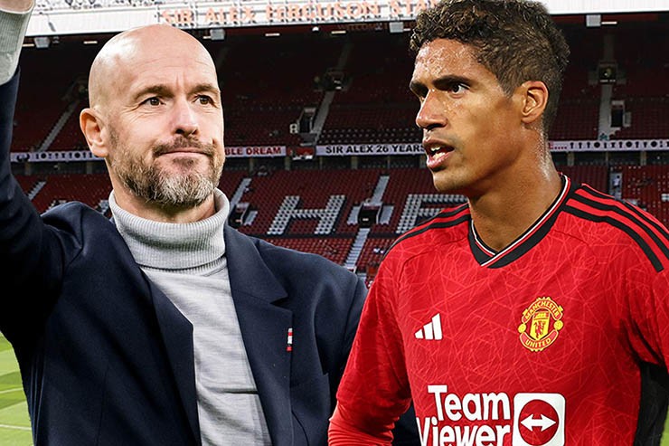 HLV Ten Hag bất ngờ bị Varane chỉ trích