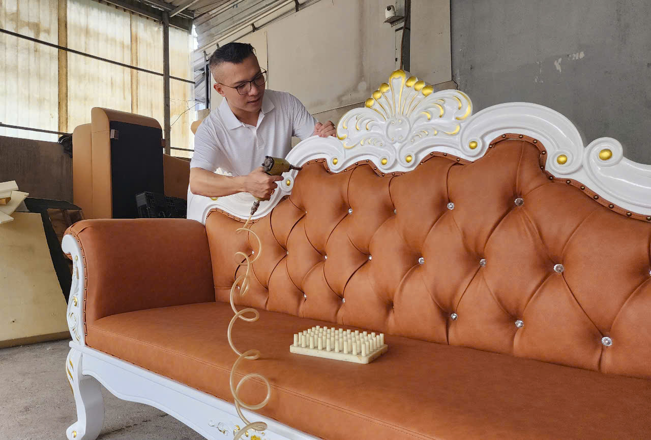 Quý Sofa - Người tạo ra xu hướng bọc ghế sofa tại Việt Nam.