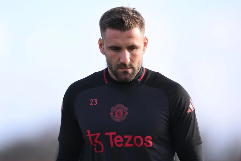 12 ngôi sao của MU có nguy cơ ra đi đột ngột, trong đó có Luke Shaw. ẢNH: GETTY