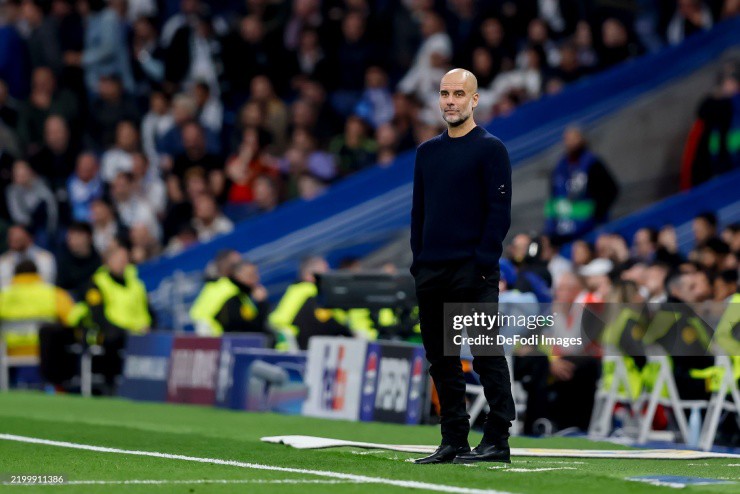 Guardiola muốn các cầu thủ Man City học hỏi sau thất bại trên sân Bernabeu