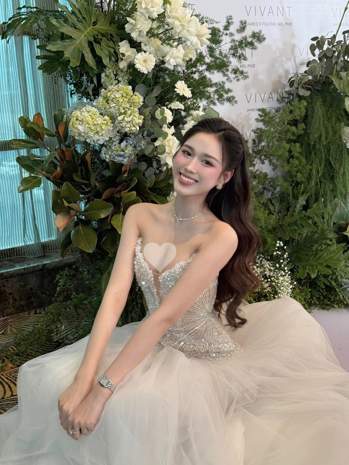 Đỗ Thị Hà diện lại thiết kế từng được Thanh Thủy mang đến Miss International - 1