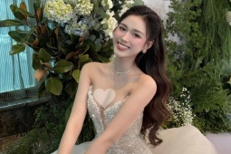 Đỗ Thị Hà diện lại thiết kế từng được Thanh Thủy mang đến Miss International