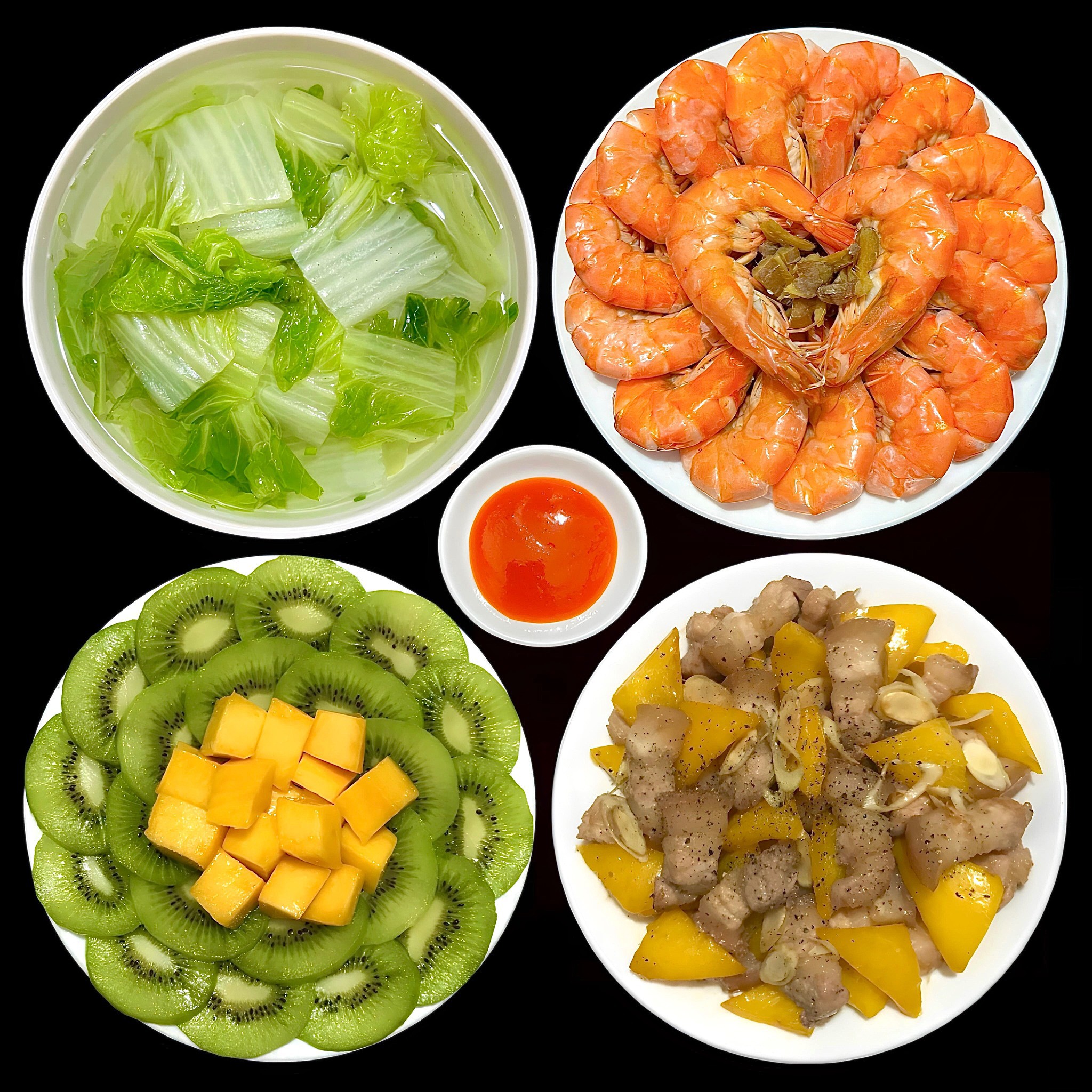 Canh cải thảo, tôm hấp bia, ba chỉ xào ớt chuông, kiwi -&nbsp;xoài.