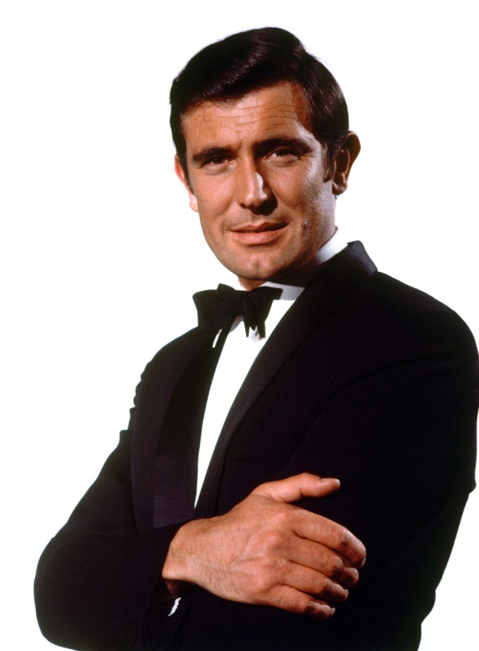 George Lazenby khi đóng James Bond - điệp viên 007.