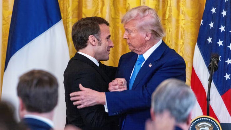 Ông Macron đã cố gắng thuyết phục ông Trump đứng về phía châu Âu khi dàn xếp xung đột ở Ukraine. Ảnh: EPA-EFE.