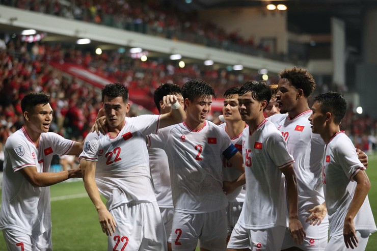 Tiến Linh chơi xuất sắc ở AFF Cup 2024, góp công lớn vào chức vô địch của ĐT Việt Nam và về nhì ở cuộc đua vua phá lưới với 4 bàn thắng