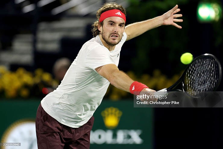 Tsitsipas gặp không ít khó khăn khi đối đầu Berrettini