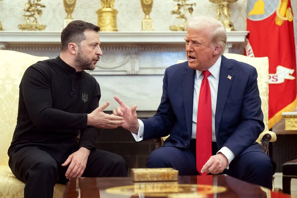 Tổng thống Mỹ Donald Trump (phải) và Tổng thống Ukraine Volodymyr Zelensky tại Nhà Trắng, thủ đô Washington, D.C (Mỹ) ngày 28-2. Ảnh: THE NEW YORK TIMES