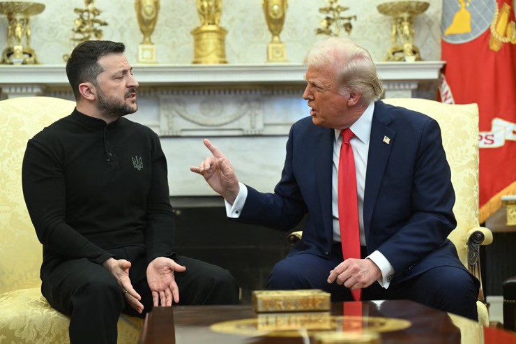 Ông Trump không hài lòng với thái độ của Tổng thống Ukraine Volodymyr Zelensky trong cuộc trao đổi ở Nhà Trắng ngày 28/2. Ảnh: AFP.