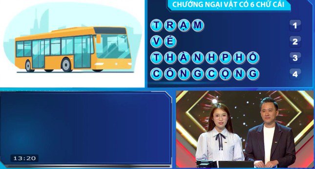 Hoàng Quân xuất sắc giải ẩn số chướng ngại vật là "Xe buýt".