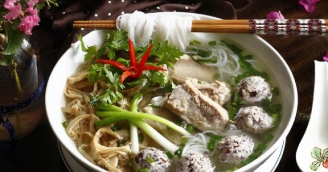 Có nên bỏ bữa sáng, chỉ ăn trưa và tối?