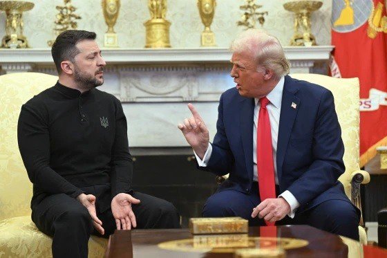 Tổng thống Mỹ Donald Trump và Tổng thống Ukraine Volodymyr Zelensky gặp nhau tại Phòng Bầu dục của Nhà Trắng hôm 28/2/2025. Ảnh: Getty Images.