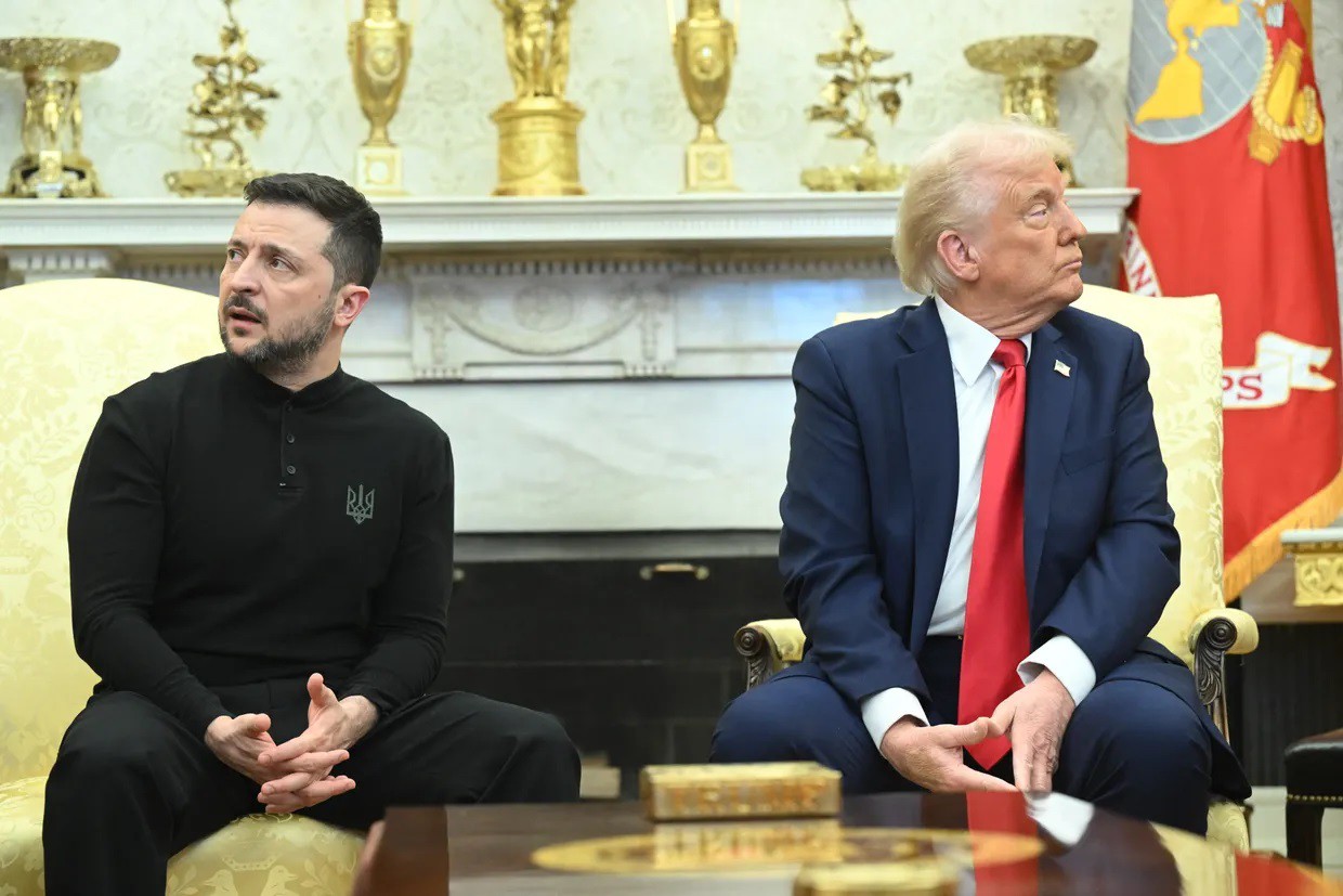 Ông Trump gặp ông Zelensky tại Phòng Bầu dục (ảnh: Saul Loeb/AFP via Getty Images)