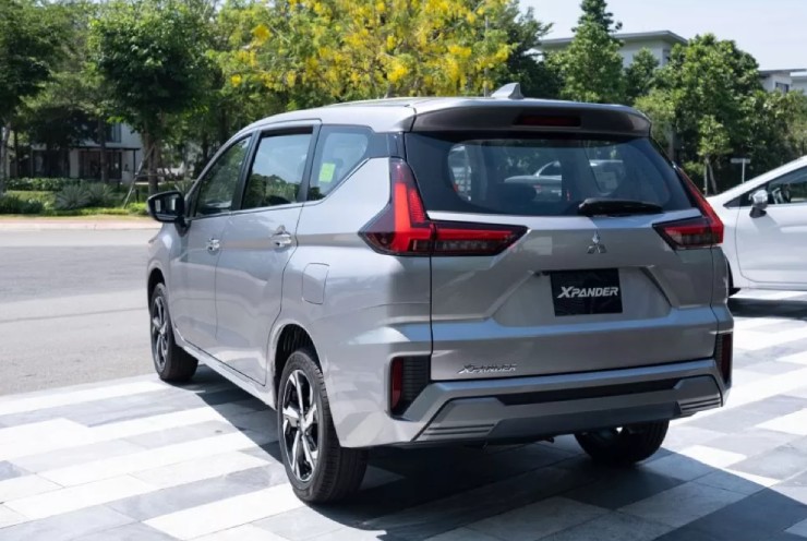 Ngắm chi tiết các phiên bản Mitsubishi Xpander - 4