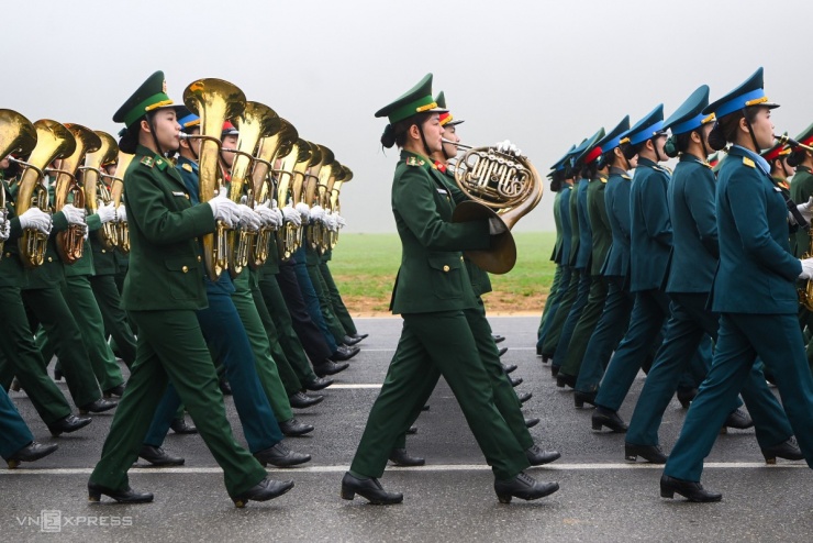 Hợp luyện diễu binh Kỷ niệm 50 năm thống nhất đất nước - 7