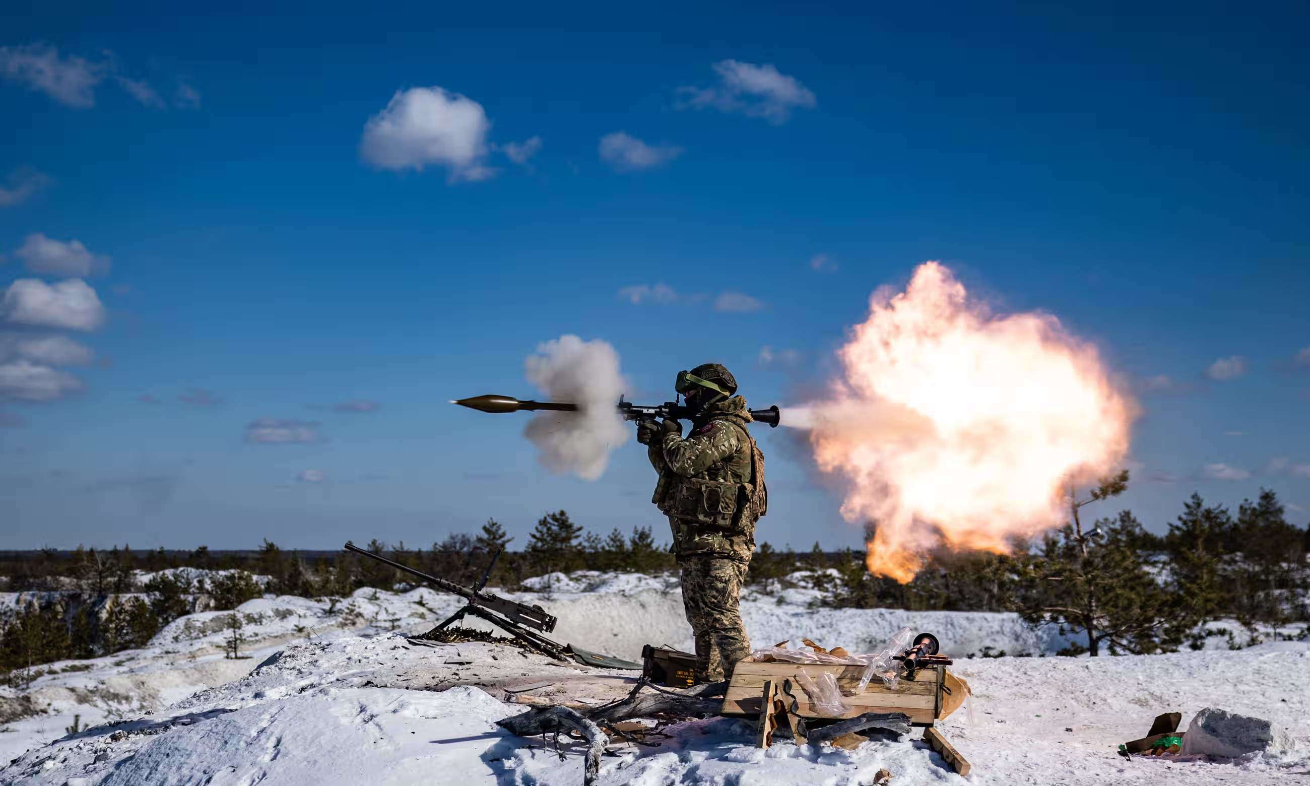 Binh sĩ Ukraine được huấn luyện bằng vũ khí phương Tây (ảnh: Global Images Ukraine/Getty Images)