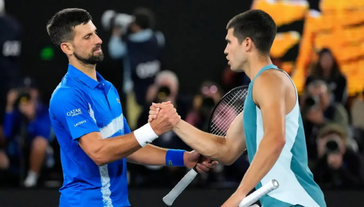 Djokovic (bên trái) và Alcaraz (bên phải) có thể gặp nhau ở tứ kết