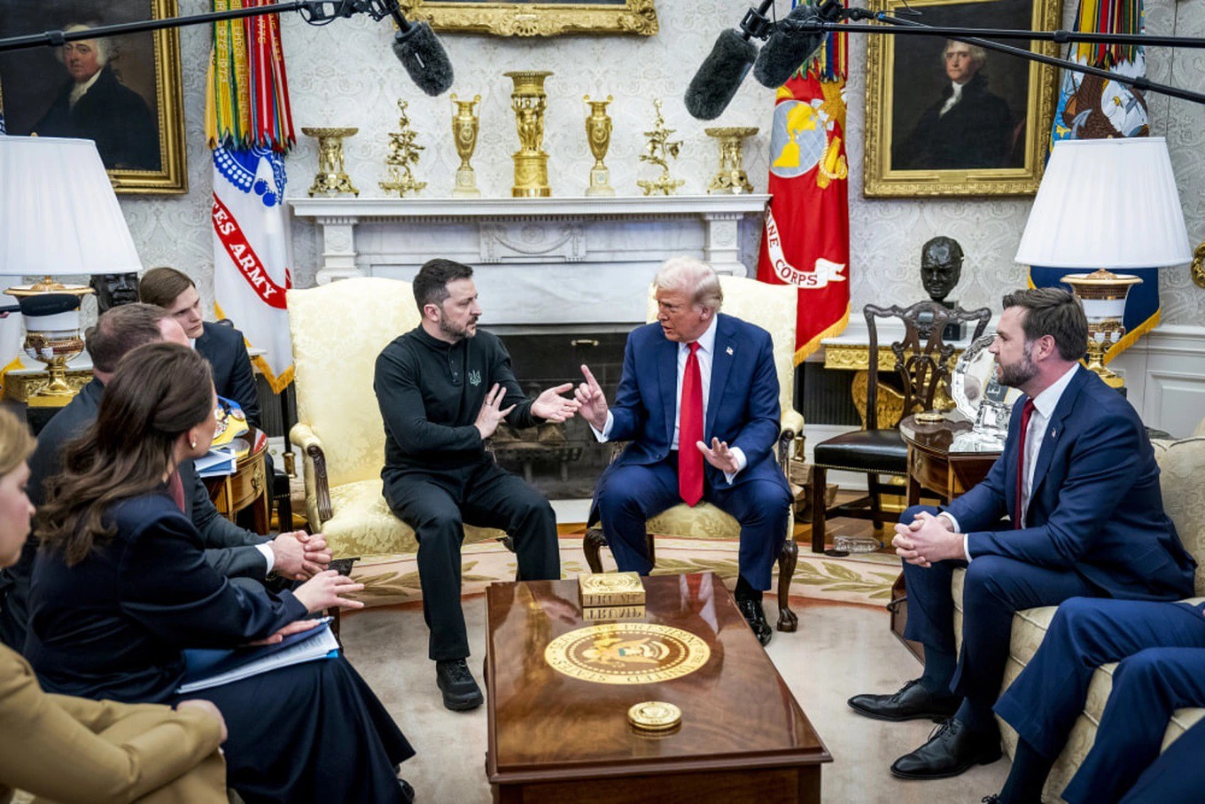 Căng thẳng ở Phòng Bầu dục khi Tổng thống Mỹ Trump hội đàm với Tổng thống Ukraine Zelensky ngày 28/2 (ảnh: NBC News)