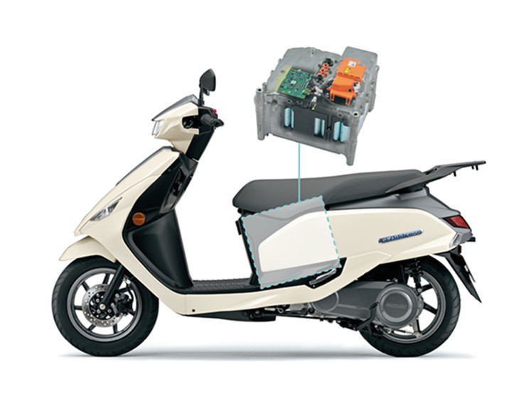 Suzuki e-Address - "tân binh" xe điện với hàng loạt trang bị ấn tượng - 7