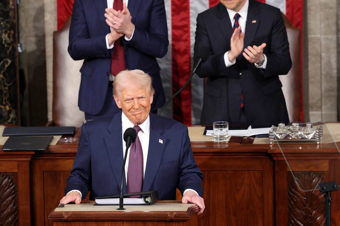 Ông Trump: Người dân Mỹ hãy sẵn sàng cho điều "chưa từng có trong lịch sử” - 6