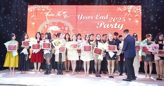 Môi trường làm việc đẳng cấp tại Algo - đại lý cũng được hỗ trợ như nhân sự nội bộ