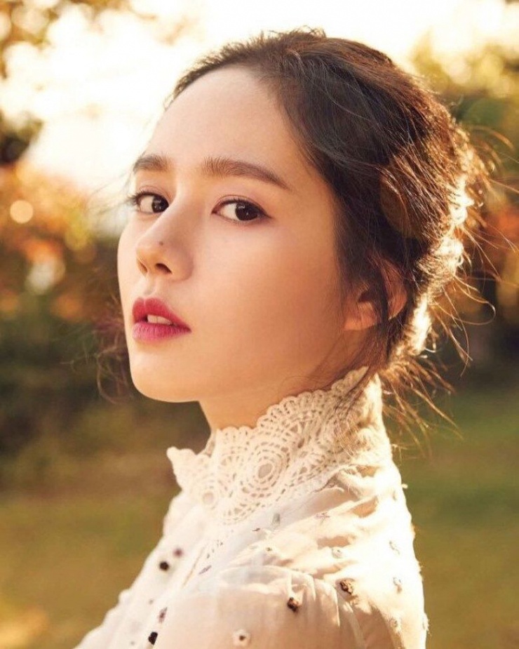 Han Ga-in là người có vẻ đẹp tự nhiên hoàn hảo nhất xứ kim chi.