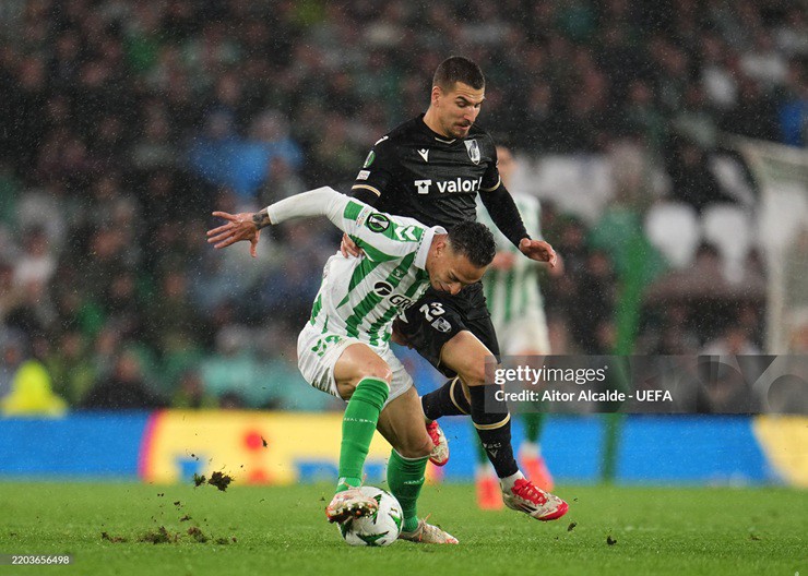 Real Betis của Antony không thể bảo vệ thành quả dù có tới&nbsp;2 lần dẫn bàn