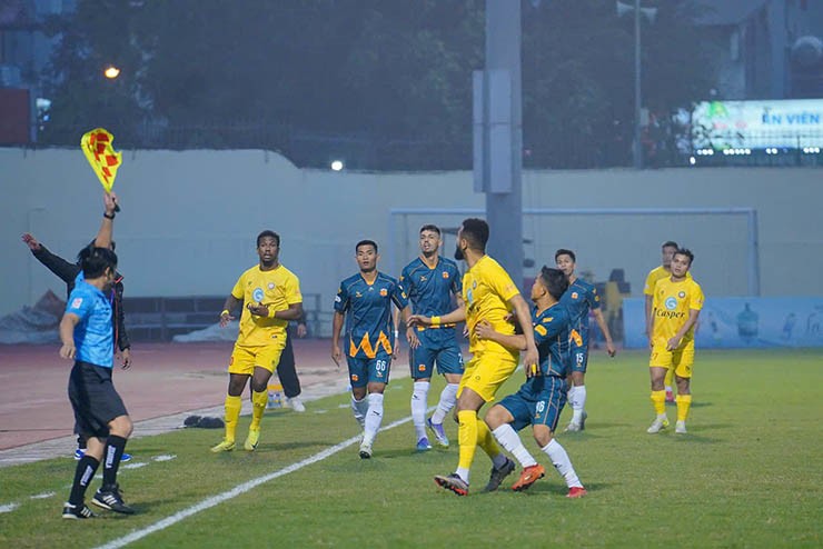 Trực tiếp bóng đá Thanh Hóa - HAGL: Chủ nhà đá penalty, gỡ hòa phút 90+10 (Hết giờ) - 1