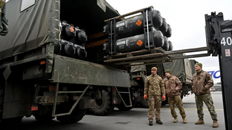 Mỹ là nước cung cấp vũ khí nhiều nhất cho Ukraine.&nbsp;Ảnh minh họa Getty Images/CNN.&nbsp;