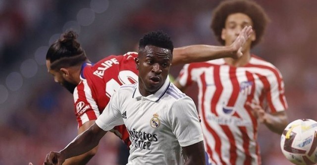 Vinicius & "món nợ" lịch sử với Atletico Madrid, từng bị đối thủ cắn vào đầu