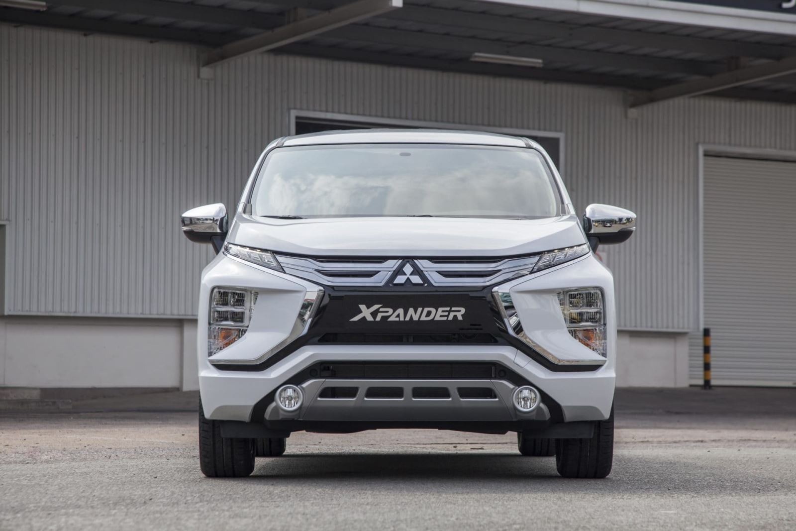 Suzuki XL7 vs Mitsubishi Xpander: Đối đầu không khoan nhượng - 10