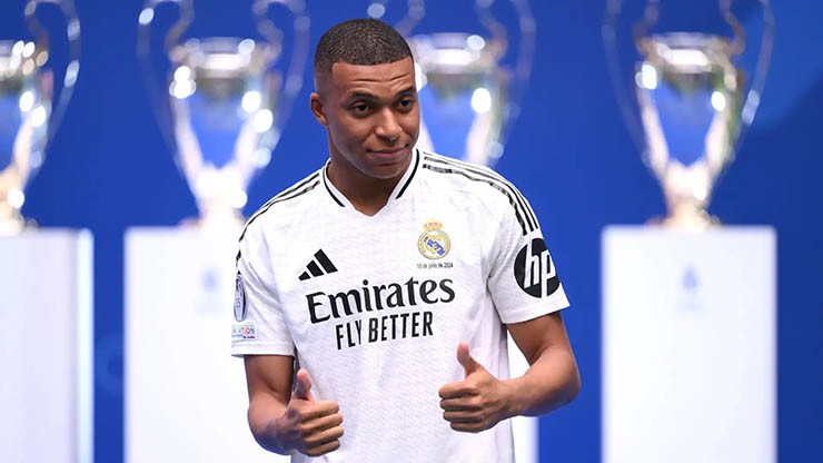 Mbappe hướng về những danh hiệu lớn cùng Real Madrid