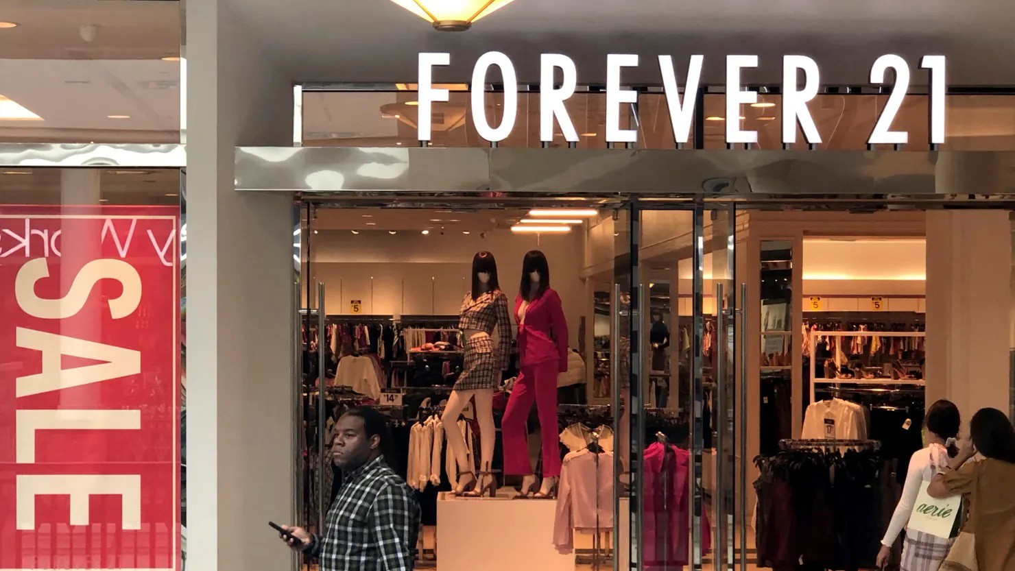 Forever 21 dự kiến đóng cửa toàn bộ hệ thống cửa hàng tại Mỹ