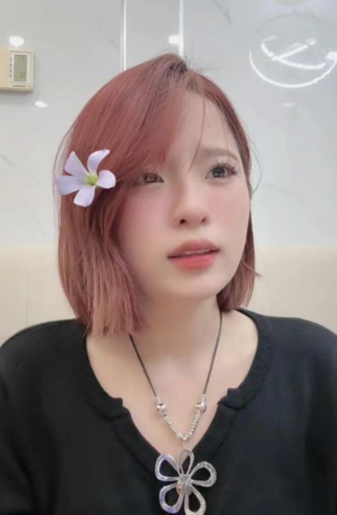 Ngọc Kem trong buổi livestream.