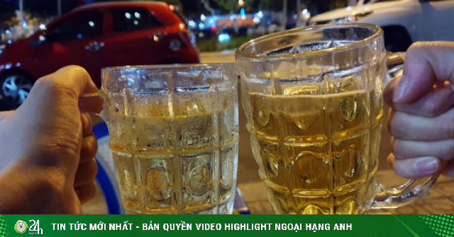 Có nên uống bia sau chơi thể thao?