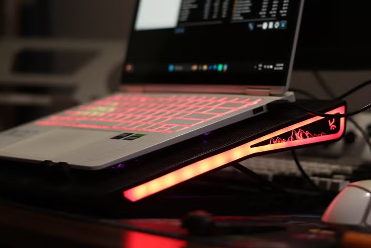 Laptop có bền bỉ hay không tùy thuộc vào người dùng.