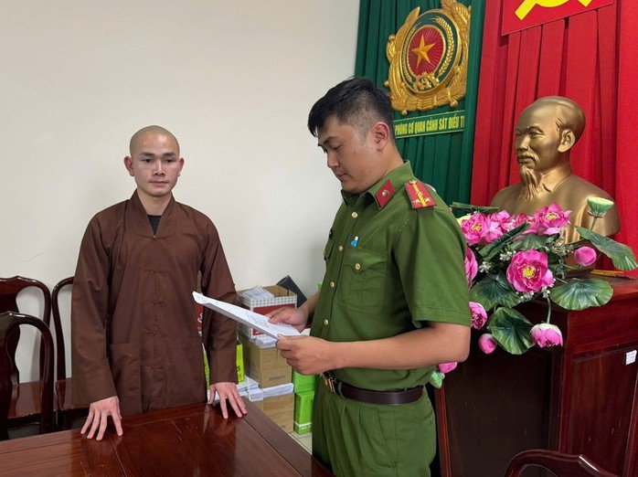 Vũ Hoàng Phú bị khởi tố về tội "Gây rối trật tự công cộng" (Ảnh: Công an Đồng Nai).