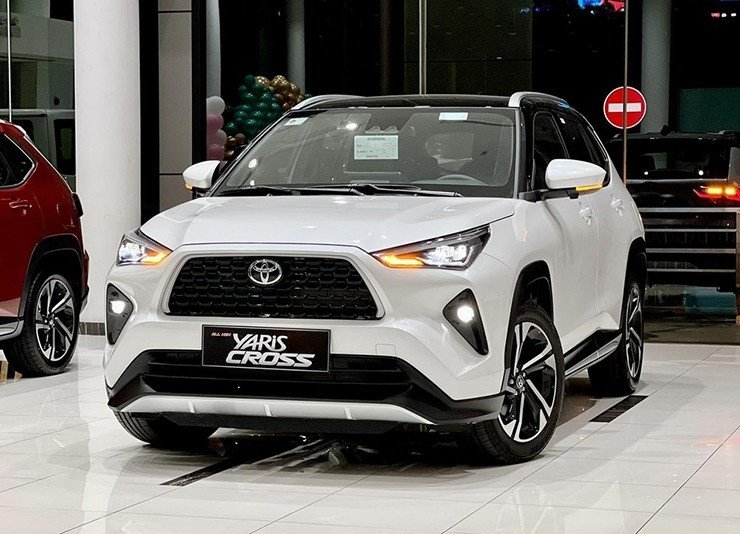 Toyota Yaris Cross là mẫu xe sử dụng động cơ đốt trong bán chạy hàng đầu phân khúc B-SUV tại Việt Nam. Ảnh: TMV