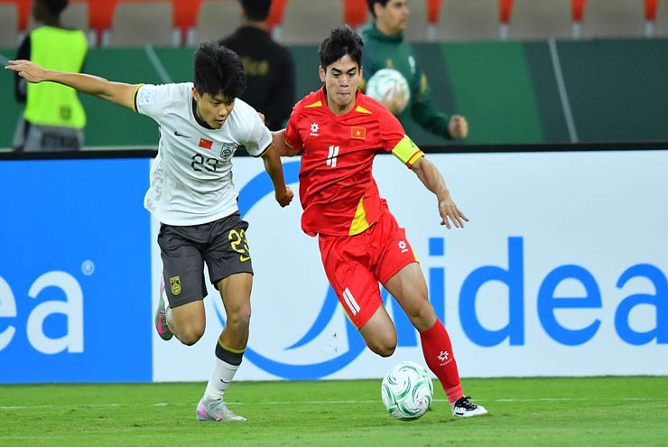 Video bóng đá U23 Việt Nam - U23 Trung Quốc: Choáng váng 3 bàn thua  & amp; thẻ đỏ (U23 châu Á)