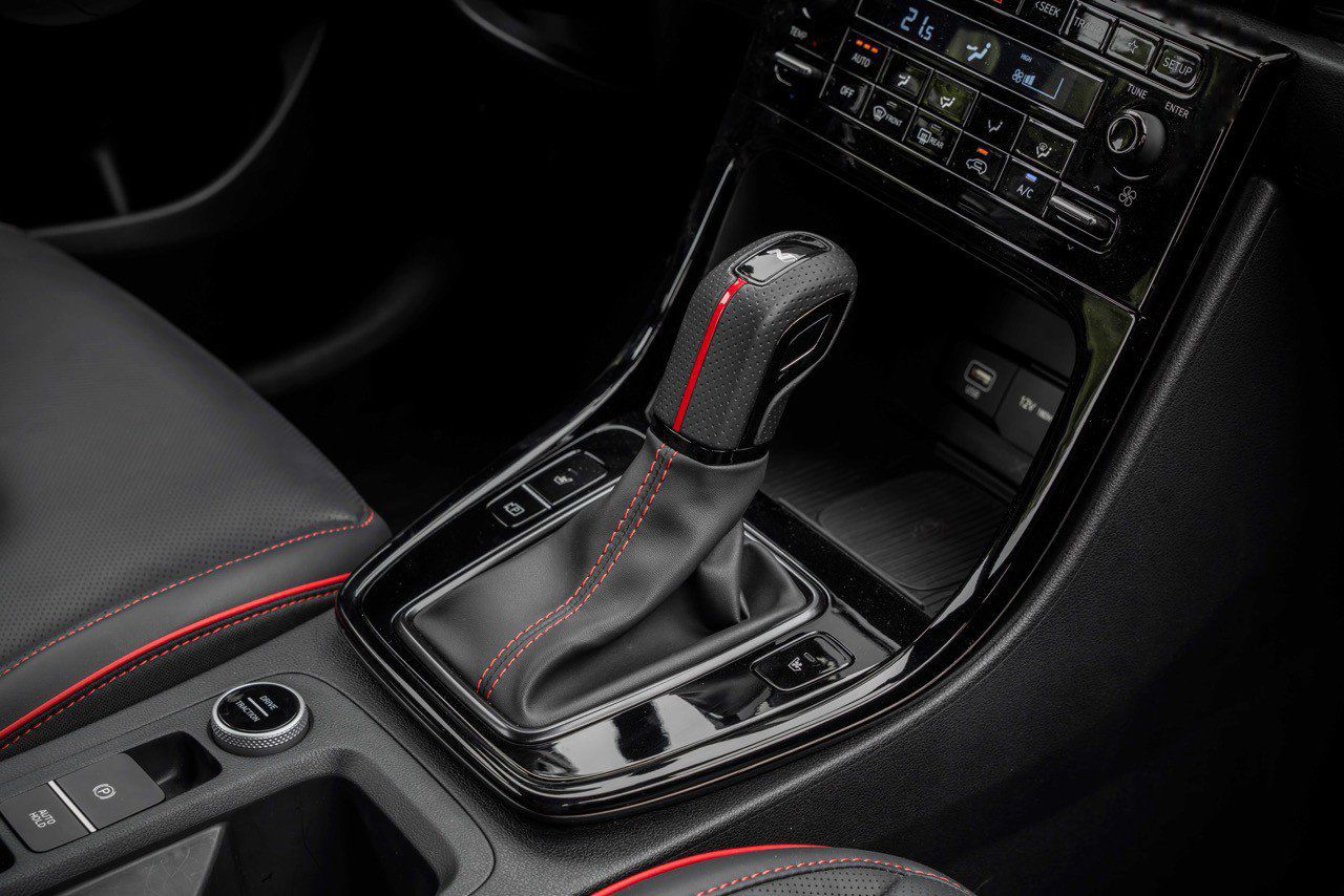 Hyundai New Creta còn trang bị hệ thống sạc không dây và các cổng sạc nhanh USB, type C.