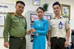 Chiếc nhẫn kim cương “đi lạc” ở sân bay Đà Nẵng và cái kết khiến hành khách xúc động