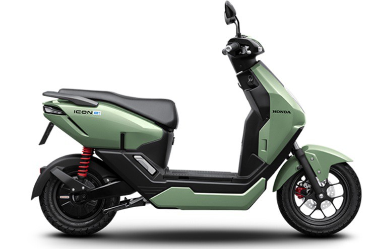 Thị trường xe máy Việt Nam đổi chiều: Xe máy điện sắp lên ngôi? - 1