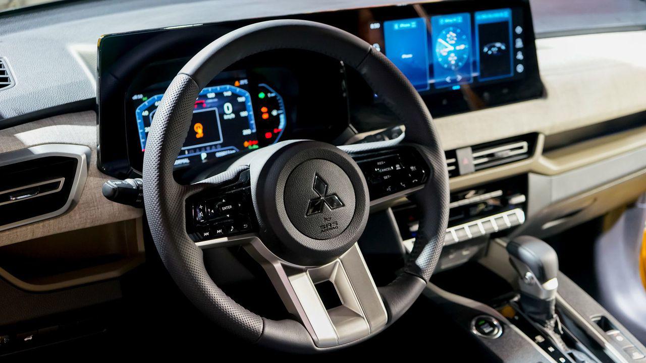 Gia đình trẻ mua xe chọn Mitsubishi Xforce hay Suzuki XL7 phù hợp hơn? - 4
