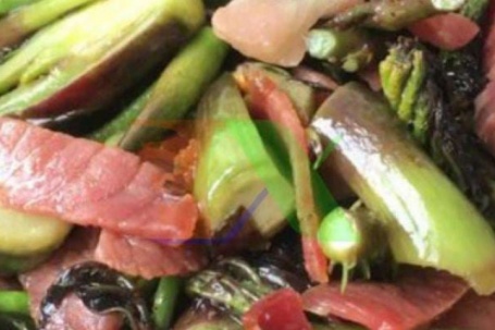 Thứ rau dại ở Việt Nam được ví 'cây nhân sâm', báu vật số 1 thế giới, nhiều người lại không biết mà ăn