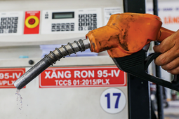 Giá xăng dầu hôm nay 22/1: Dầu thô bất ngờ bật tăng, chiều nay giá xăng dầu sẽ tăng?