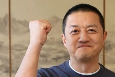 Lý Á Bằng:  ' Khán giả giúp tôi qua gian nan ' 