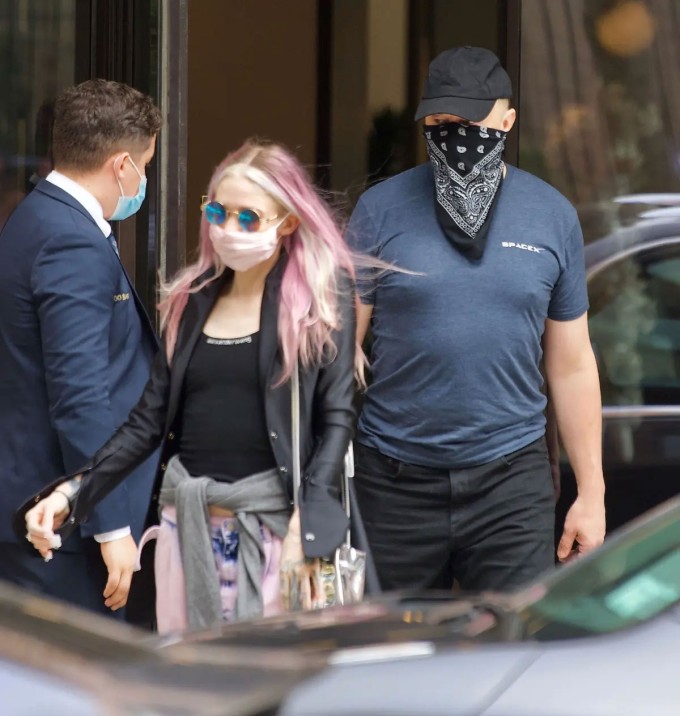 Elon Musk and singer Grimes repeatedly broke up and got back together between 2018 and 2022. Photo: Diggzy