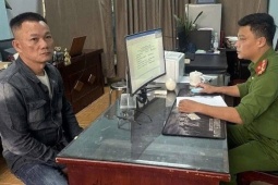 Người đàn ông hành hung tài xế vì bị nhắc không hút thuốc đã trình diện công an