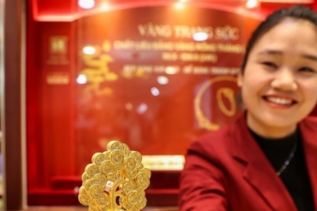 Giá vàng hôm nay 25/1/2026 nóng 'bỏng tay', cảnh báo điều chưa từng có