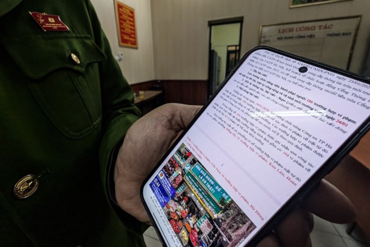 Cận cảnh quy trình phạt nguội vi phạm trật tự đô thị của Công an Hà Nội: Mắt thần soi từng mét vuông, đã vi phạm là bị xử lý - 14